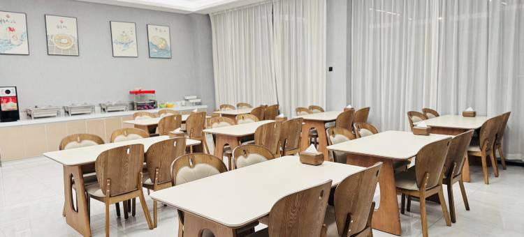 艺龙安云酒店(淮安火车站淮阴师范学院店)图片