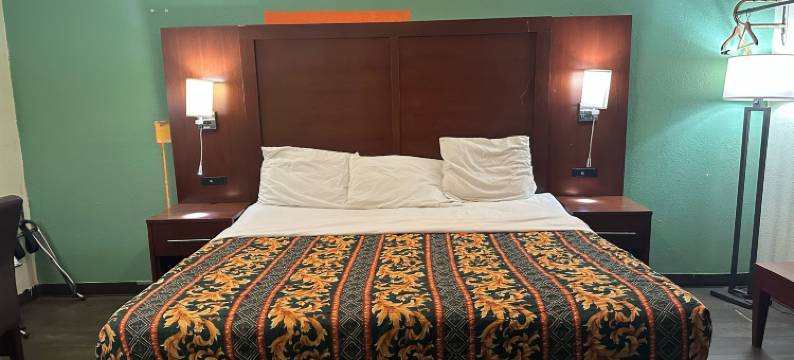 OYO希尔克雷斯特奥罗拉和劳伦斯堡汽车旅馆(Hillcrest Motel by OYO Aurora Near Lawrenceburg)图片