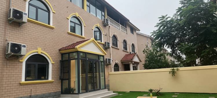 花千墅民宿(开封万岁山大宋武侠城店)图片