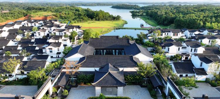 隐居嘉遇温泉度假酒店图片