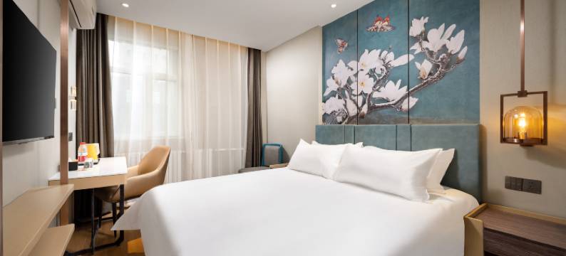 白玉兰酒店(沈阳火车站太原街店)图片