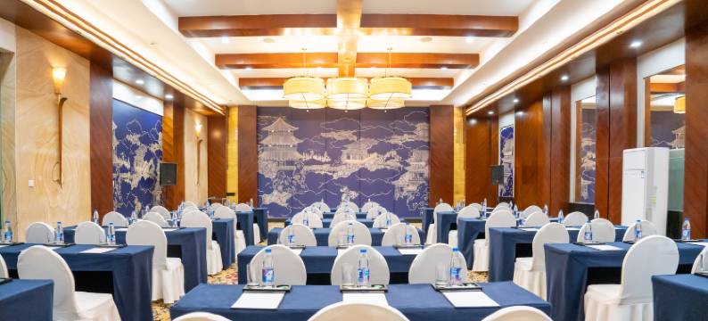 常熟中江广场帝晶酒店图片