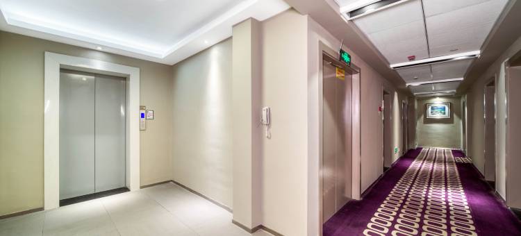 布丁严选酒店(金华世贸城市广场双溪西路地铁站店)图片