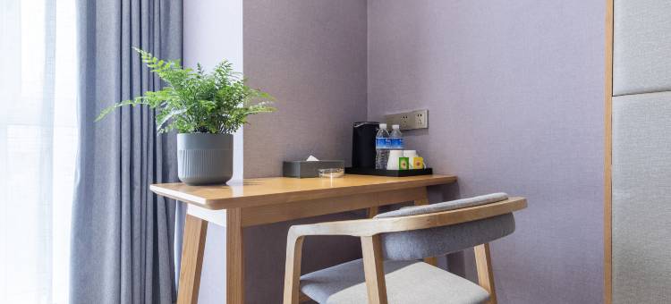 万贯财富酒店(广安南站店)图片