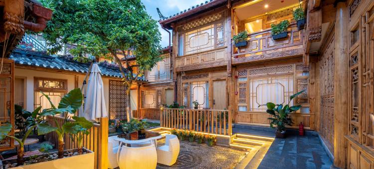 阅尚·日照金山设计师观全景美宿·静谧花园(丽江古城狮子山店)图片