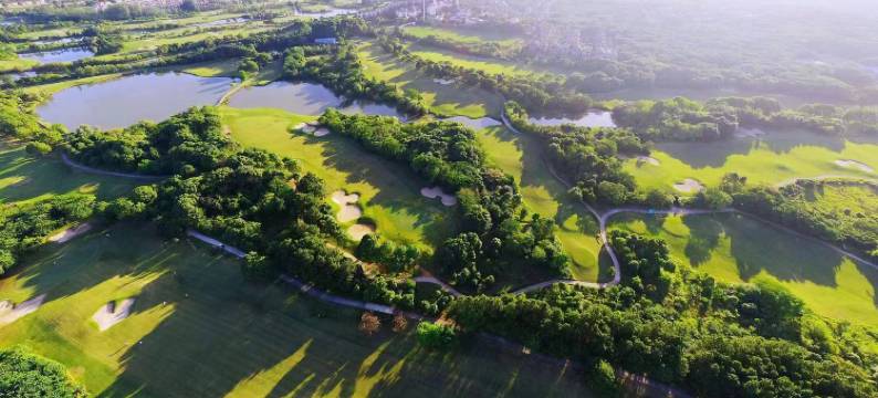 红莲湖高尔夫酒店图片