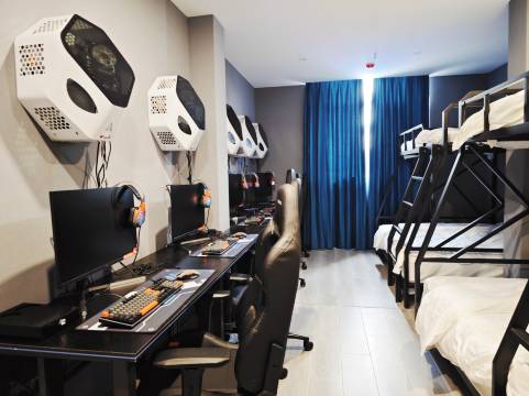 汉密尔顿电竞酒店