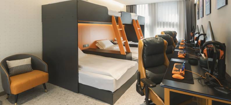 网鱼电竞酒店(杭州庆春广场地铁站店)图片