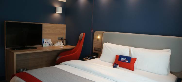 Holiday Inn Express 苏黎世机场智选假日酒店(Holiday Inn Express ZÜRICH Airport)图片