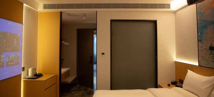 兰州亦枫雅逸酒店(玉门街店)图片