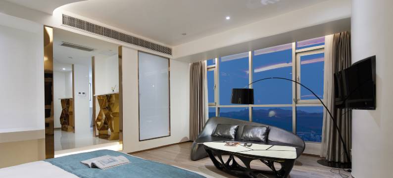 M58·高空日落酒店(重庆解放碑云端之眼店)图片