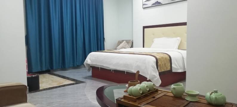 罗定凯旋湾酒店(凯旋广场店)图片