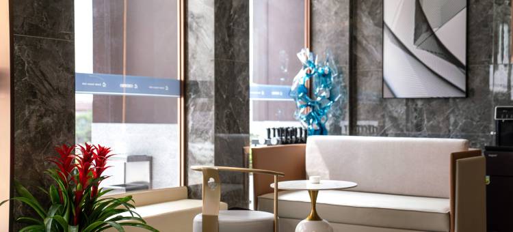 鲁山花园四季酒店图片