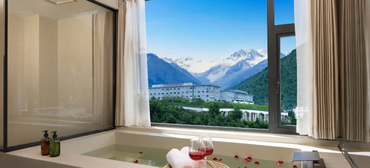 暮山映雪·Spring奢隐汤池别院(康定店)图片