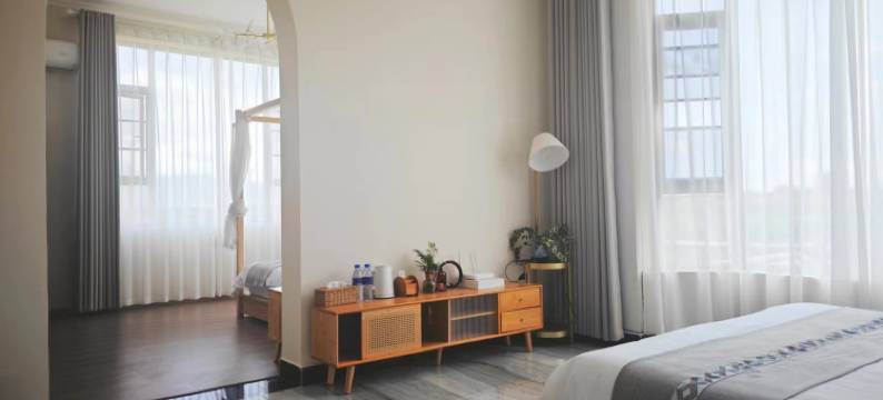 洱畔月民宿图片