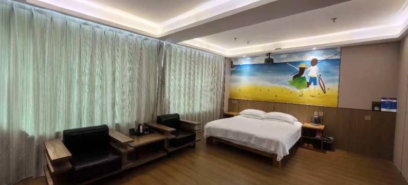 济南倾歌竹马酒店(长清大学城店)图片