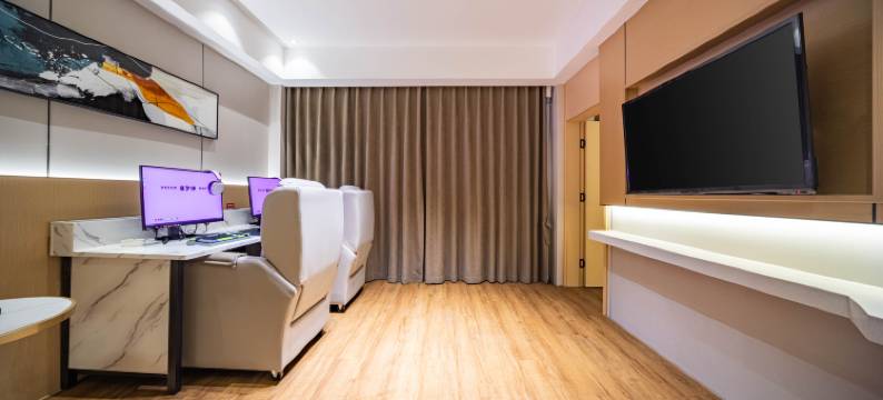 造梦师电竞民宿(南充火车站店)图片