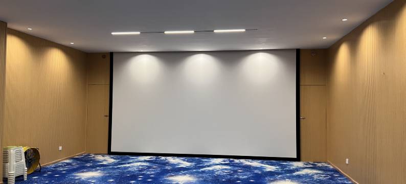 普定诗钰商务酒店(星搏国际店)图片