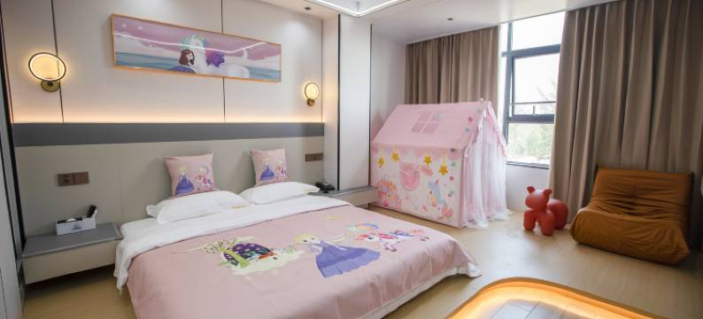 艾尚海景酒店(万尾金滩店)图片