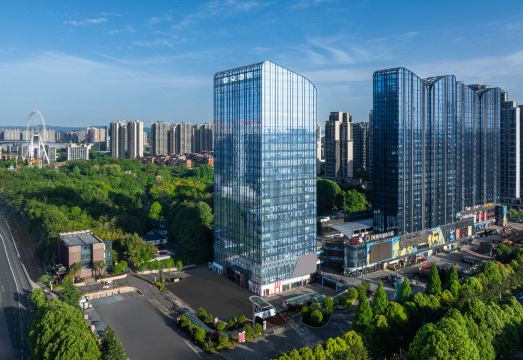 贵阳观山湖万象滙亚朵酒店外景图
