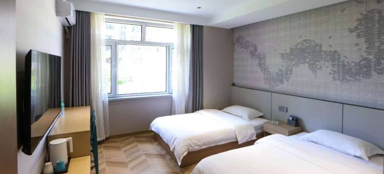 柞树简居酒店(青冈华安国际店)图片