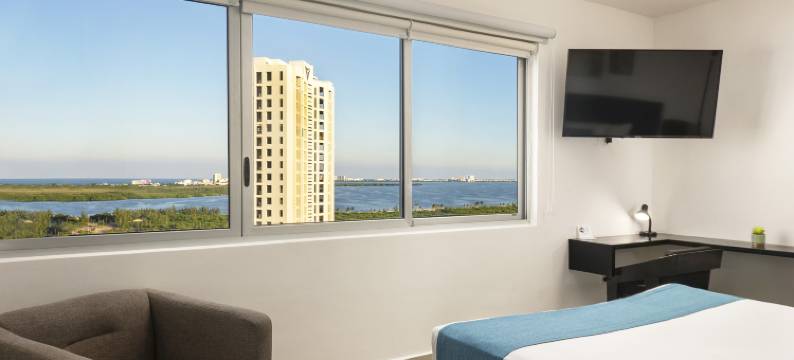 坎昆马勒孔套房酒店(SUITES MALECON CANCUN)图片