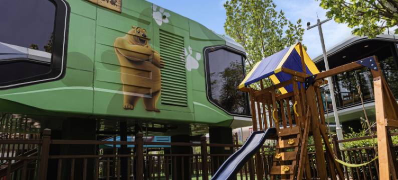 云逸天霄民宿(太原方特东方神画店)图片