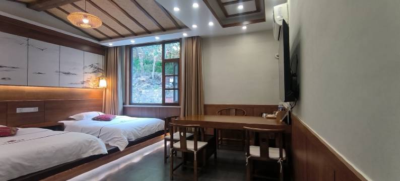 万仙山明苑楼(郭亮村店)图片