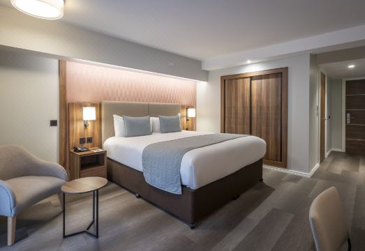 Riu Plaza the Gresham Dublin Hotel Overview