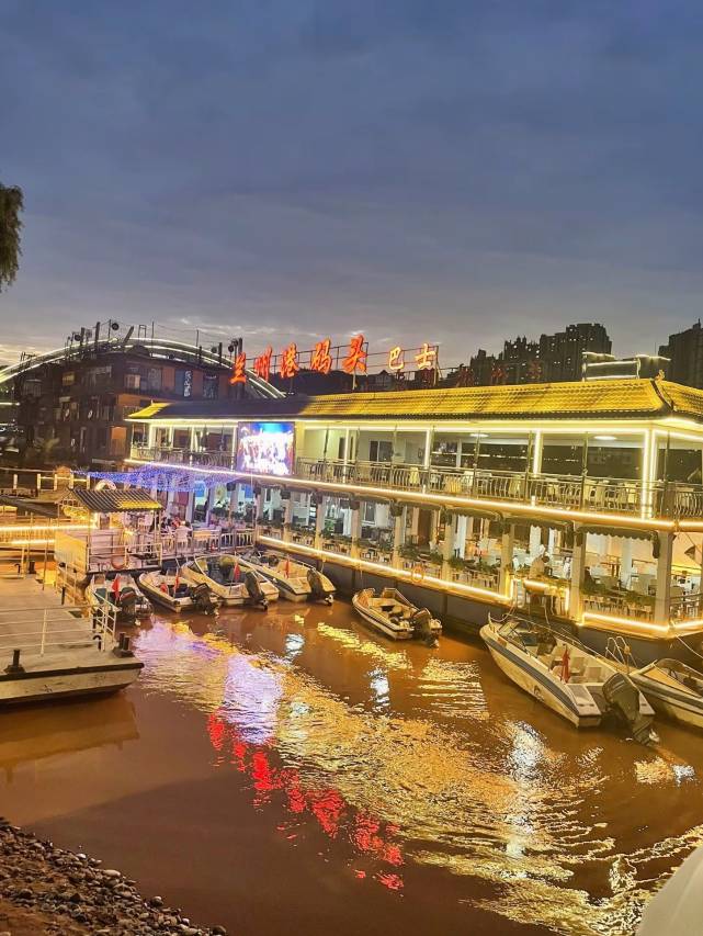 胜财铂雅酒店(兰州西关十字中山桥店)图片