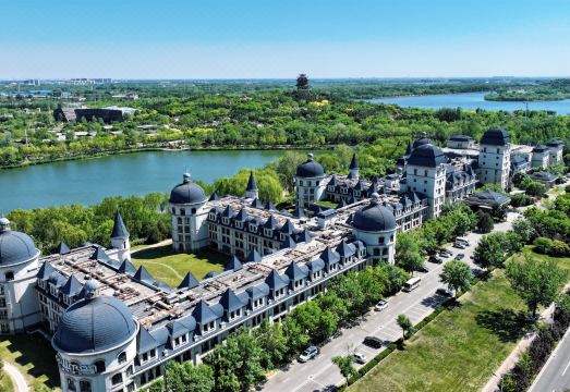 唐山文旅铂尔曼酒店外景图