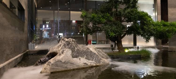 埔舍花园艺术酒店(东莞石排公园利丰城市广场店)图片