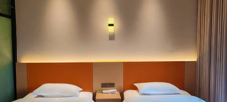 米易宏坤商务酒店图片