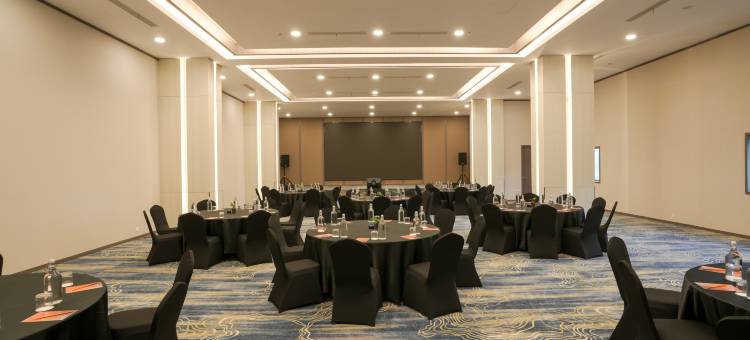 哈里斯酒店及套房那格亚巴淡(HARRIS Hotel & Suites Nagoya Batam)图片