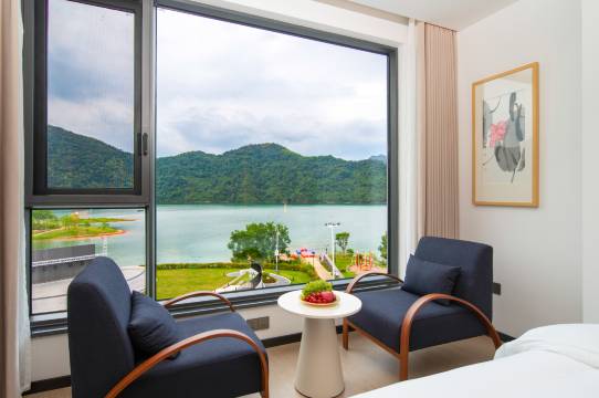 黄山东亭伴居·Waterscape 电梯度假民宿(太平湖风景区店)图片