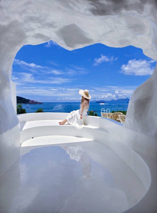 蜜悦·深圳蓝白圣岛悬崖泡池美宿图片