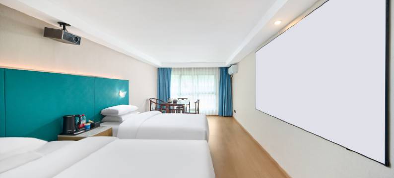 途客环球酒店(杭州临安农林大学店)图片