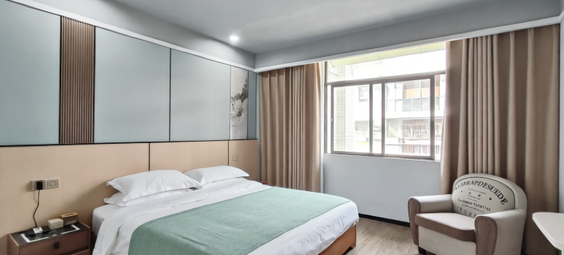 星梦轻居民宿(广汉夜市百伦广场店)图片