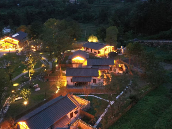 易曼·高村民宿