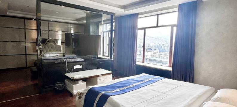 柏曼酒店(西林店)图片