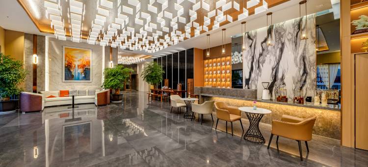 华丽国际大酒店(昆明官渡新螺蛳湾店)图片