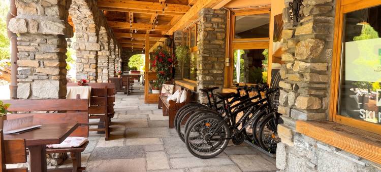 蒙特布朗克酒店(iH Hotels Courmayeur Mont Blanc)图片