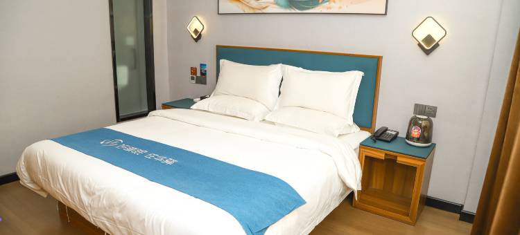 华驿精选酒店(胶州胶东国际机场李王路店)图片