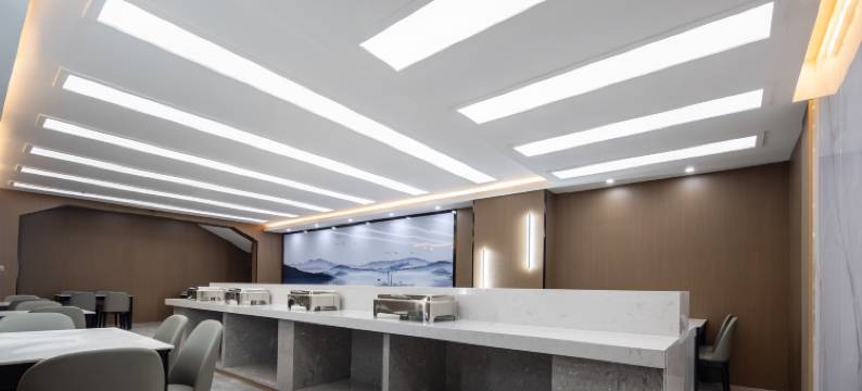 海之韵酒店(三亚大东海店)图片