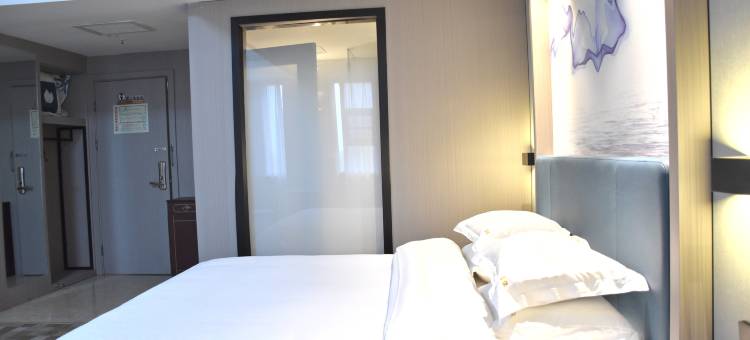 富临国际酒店(临湘市政府店)图片