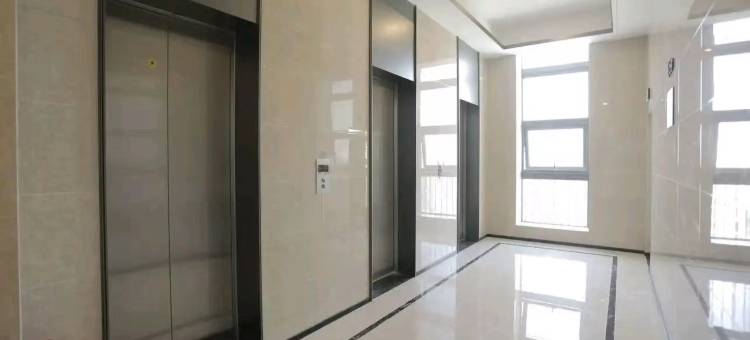千寻小筑高空Loft公寓(龙光世纪商务中心店)图片