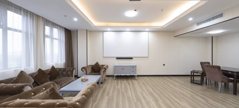 翰林居酒店(驻马店皇家驿站店)图片