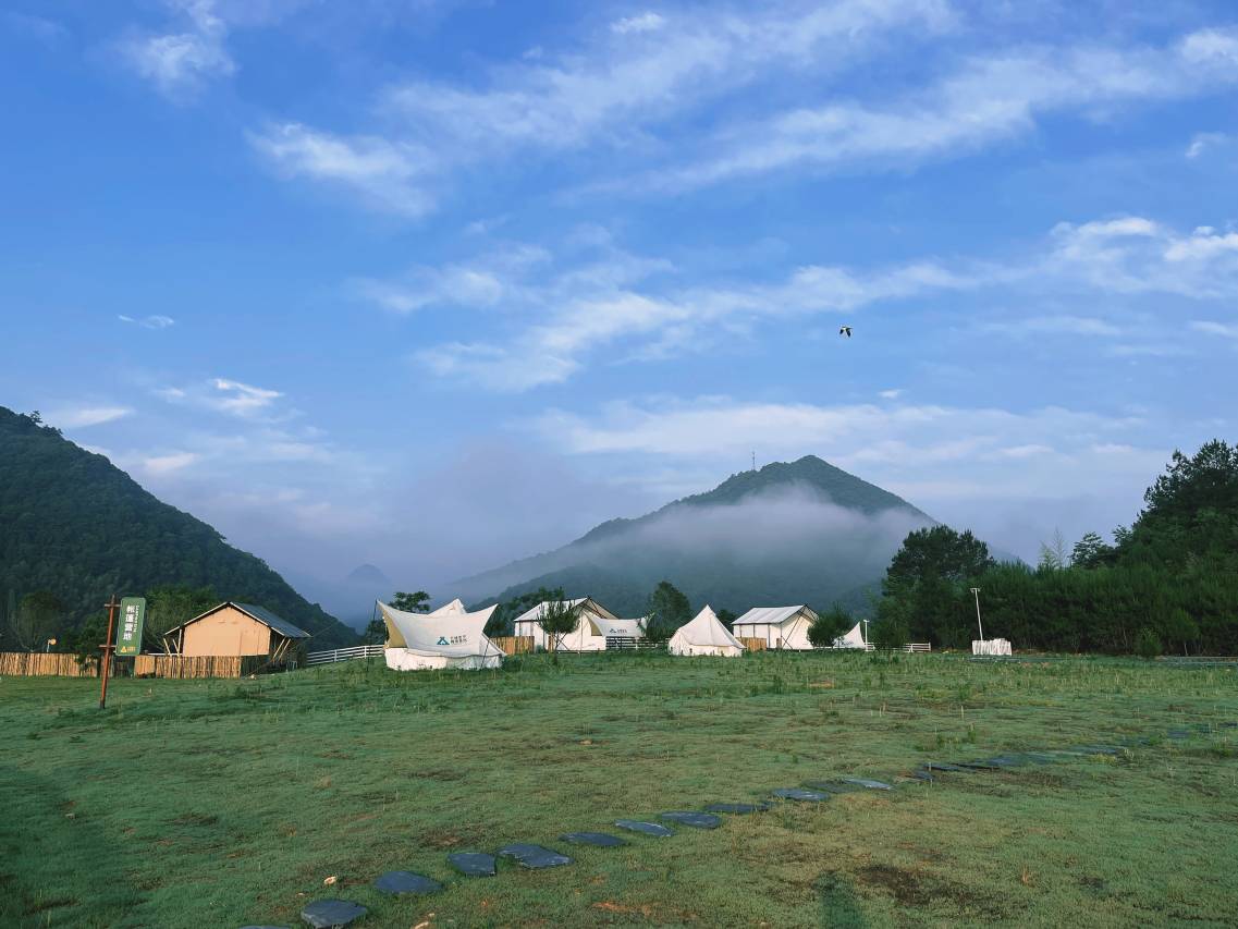 方塘•星空湖景帐篷露营民宿(皖南川藏线店)图片