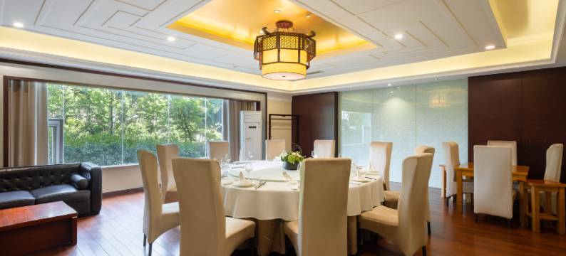 霍山南岳山庄图片