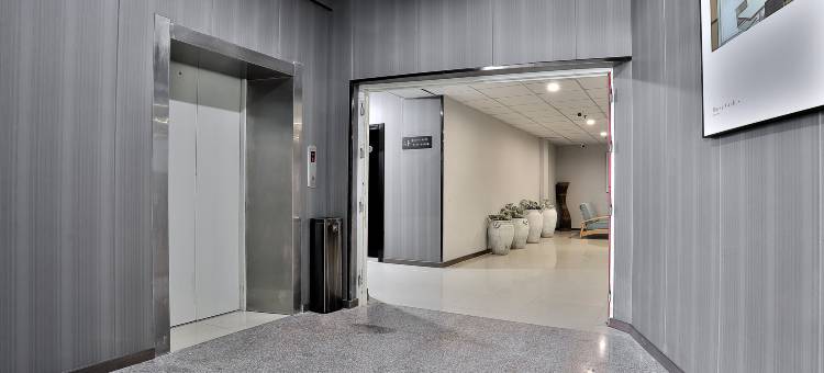 都市118精选酒店(青岛城阳富达国际汽贸城店)图片